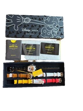 Disney Invictus Limited Edition Ladies Mickey Mouse Leather Watch Set NWT